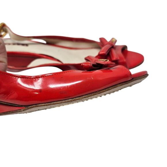 Prada 38 Red Patent Leather Sling Back Bow Sandal Peep Toe Classic Preppy - Picture 2 of 6